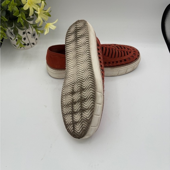 Vince Camino Rust Slip Ons Size 8.5 - Picture 4 of 6